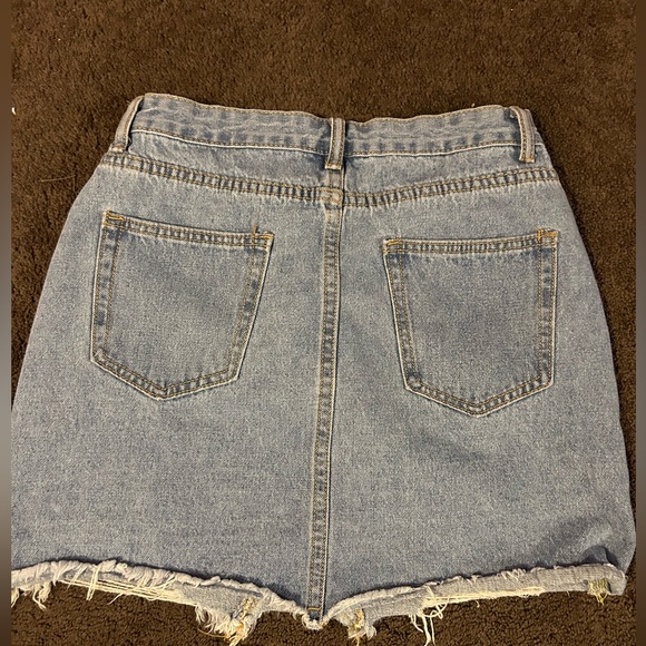 SHEIN Ripped Jean Skirt - Picture 4 of 4